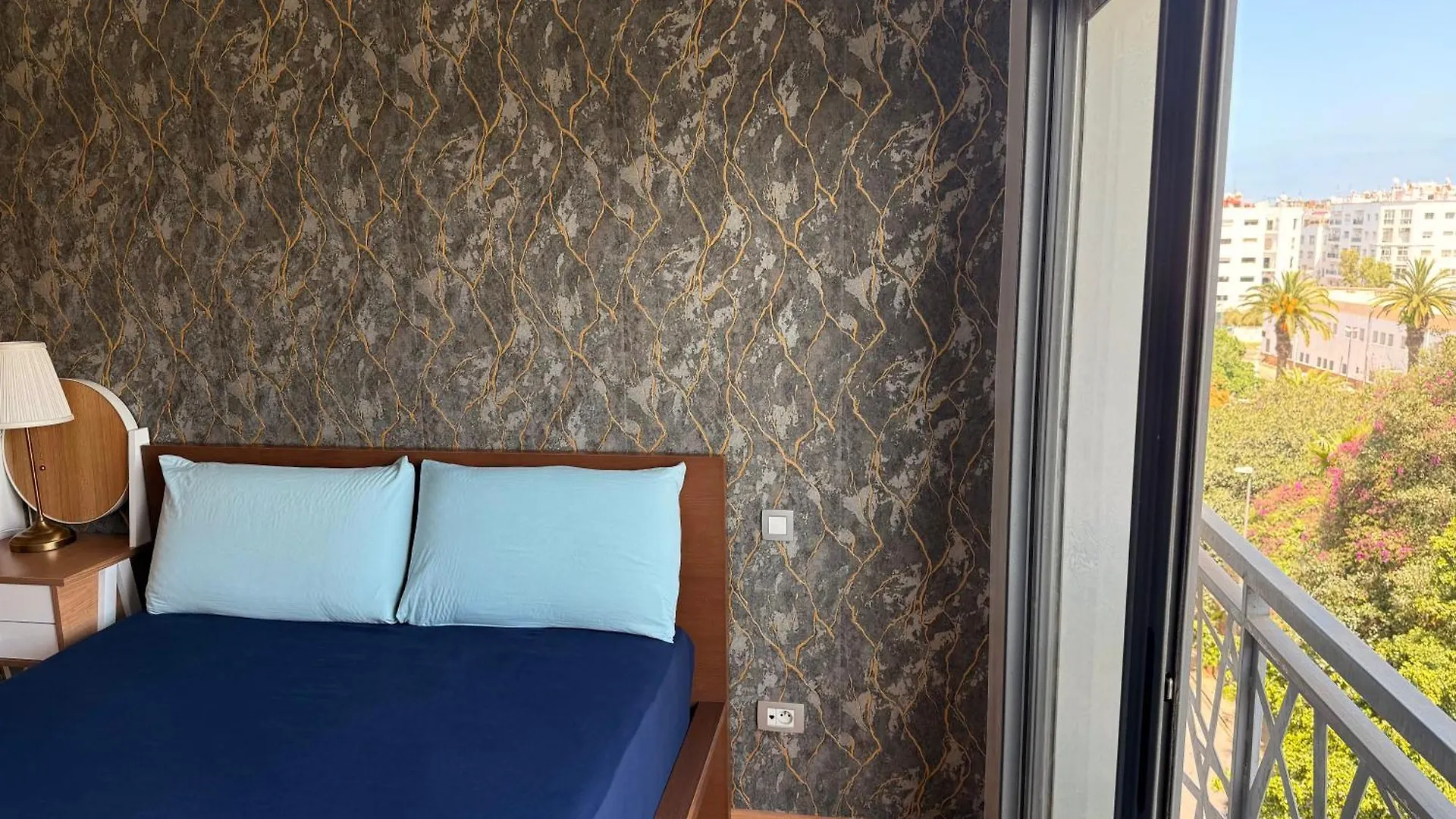 Luxury Studio Center Abdelmoumen 1Min Tram With View Casablanca Apartment